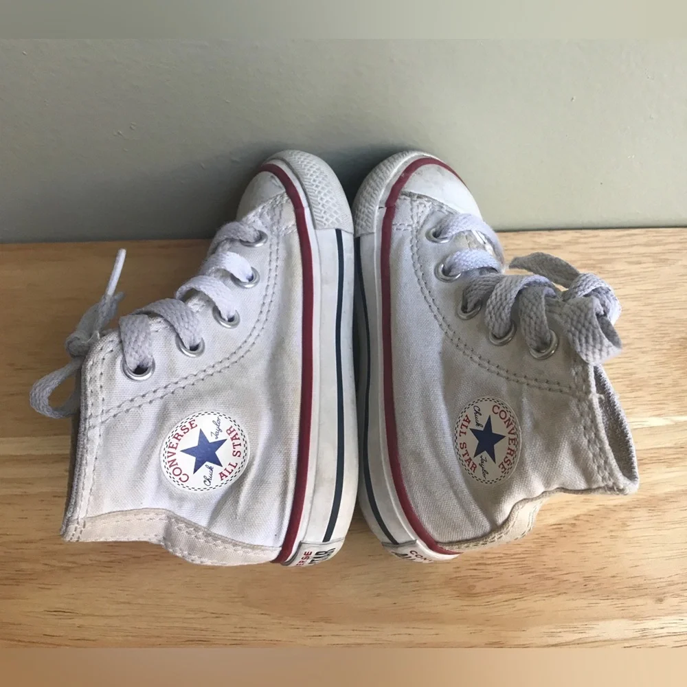 Converse All-Star Chuck Taylor High-Tops White Size: US Toddler 5 EUR 21 CM 12.5